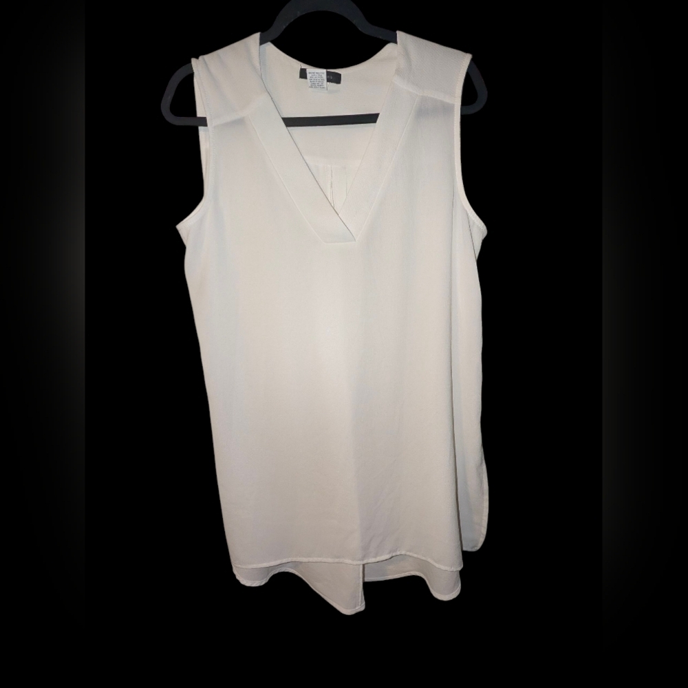 Jennie&Marlis Hi-low Sleeveless Top